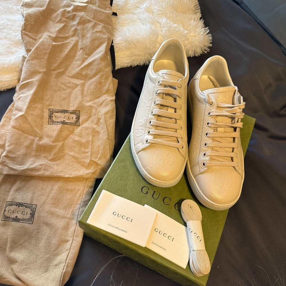 Gucci Embossed GG Ace Sneaker - Picture 8 of 9